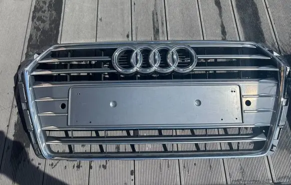 Audi A4 S4 B9 Front bumper upper radiator grill 8W0853651