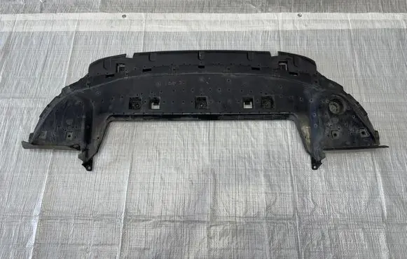 Citroen C5 Aircross Front bumper skid plate/under tray 96617T01