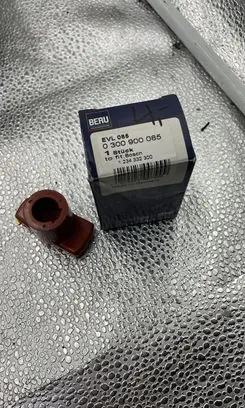 Mercedes-Benz W123 Ignition distributor 0300900085