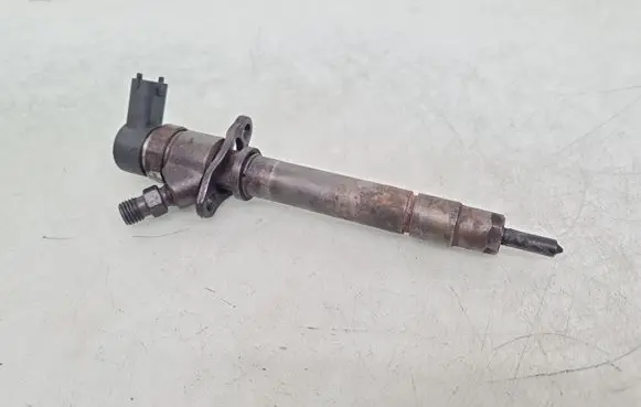 Volvo S60 Fuel injector 0445110078