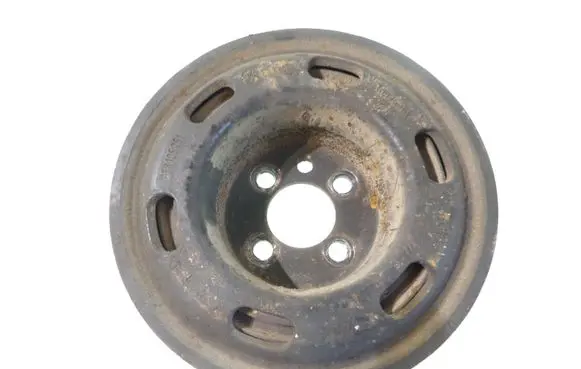 Audi A4 S4 B5 8D Crankshaft pulley 058105251