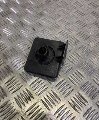 Mercedes-Benz Vito Viano W447 Oil fill pipe A6510102715