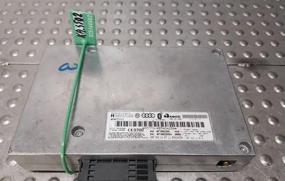 Audi A3 S3 8P Bluetooth control unit module 8P1862335