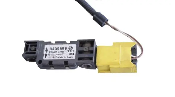 Porsche Cayenne (9PA) Airbag deployment crash/impact sensor 7L0909606D
