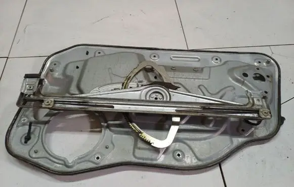 Volvo V50 Sliding door window regulator with motor 8679080