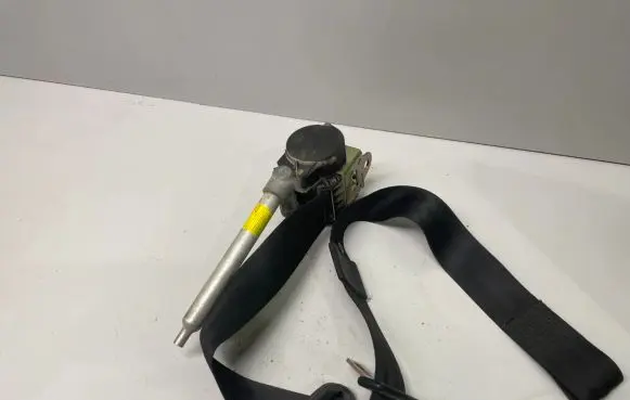 Audi A3 S3 8L Front seatbelt 895857706BK