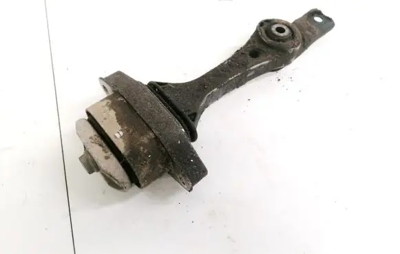 Audi A3 S3 8L Engine mount bracket