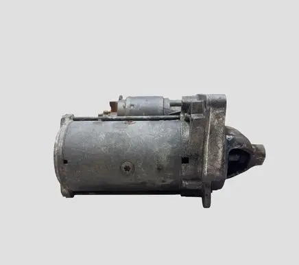Opel Vivaro Starter motor
