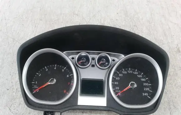 Speedometer (instrument cluster)