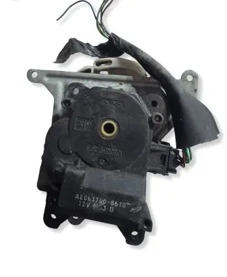 Toyota Corolla Verso AR10 Air flap motor/actuator AE0637008610