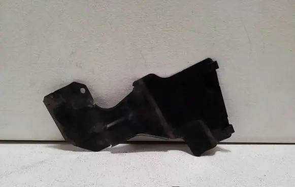 Other engine bay part