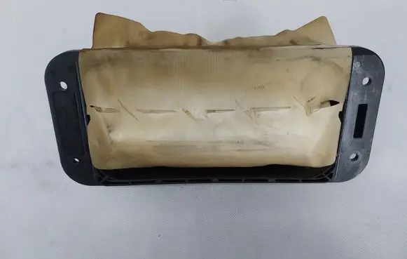 Mercedes-Benz CLS C218 X218 Passenger airbag A2188600602