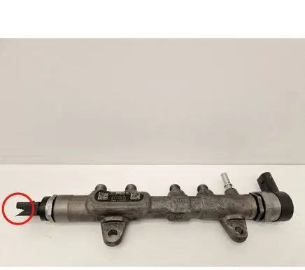 BMW 1 F20 F21 Fuel main line pipe 0445213026 8511629