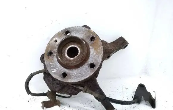 Renault Trafic II (X83) Front wheel hub spindle knuckle