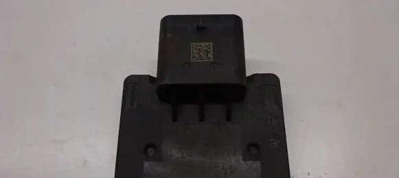 BMW 3 G20 G21 Oil temperature sensor 8485646 16138485646