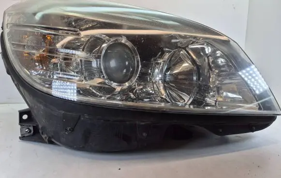 Mercedes-Benz C W204 Headlight/headlamp A2048208461 LE06A6148 030123420400