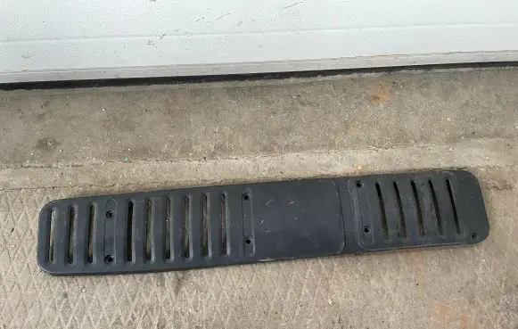 Citroen Jumper (D) pillar trim (bottom) 1308469070