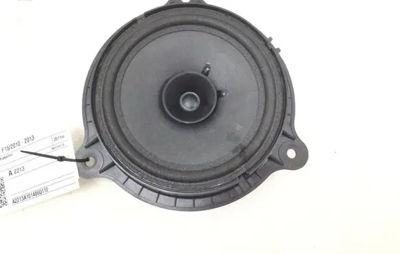 Nissan Juke I F15 Front door speaker 
