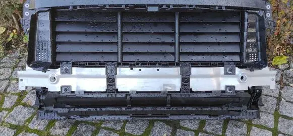 Porsche Cayenne (9Y0 9Y3) Radiator support slam panel 