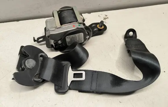KIA Sportage Rear seatbelt 89820F1000