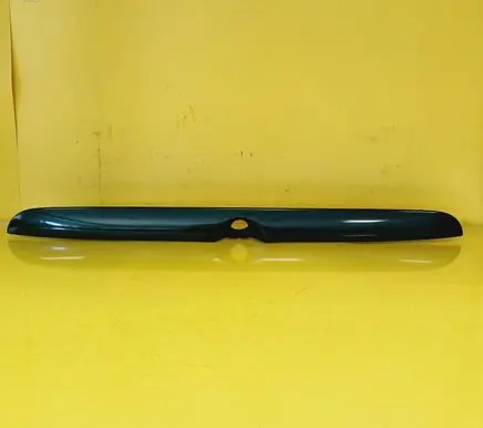 Mitsubishi Carisma Trunk door license plate light bar XR361227