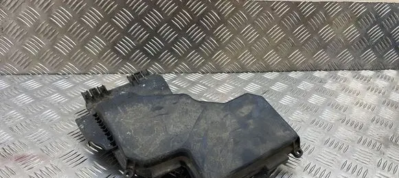 Audi A6 S6 C6 4F Fuse box cover 4F2937576