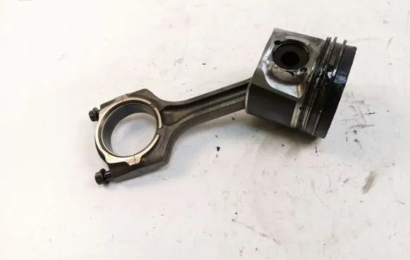 Honda CR-V Piston 