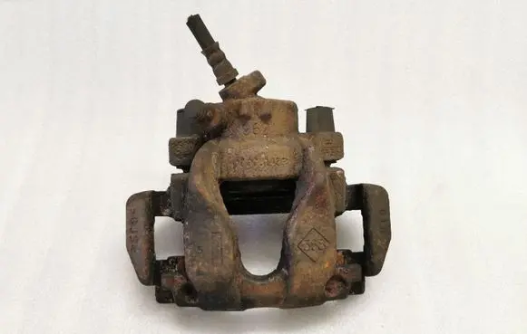 Dacia Sandero Front brake caliper 41000914ZR 41000914