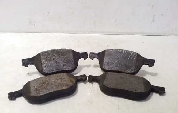 Ford Kuga II Brake pads (front) 