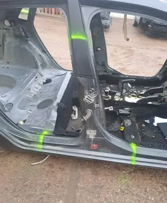 Citroen C4 II Pillar (middle) Nocode