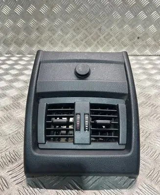 BMW 3 F30 F35 F31 Rear air vent grill 9207330 9218909