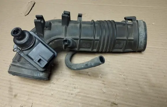 Honda Element Air intake hose/pipe