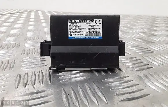 Mazda CX-5 Keyless (KESSY) go control unit/module X1T66571H