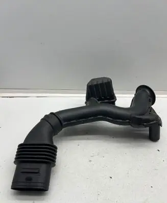 Renault Twingo III Air intake duct part 165559798R 8201402881 70565236