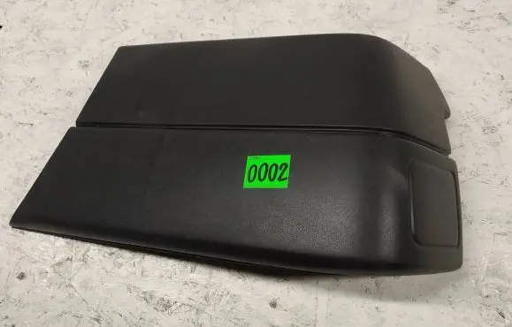 Volkswagen Multivan T4 Rear bumper corner part panel trim 