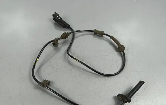 Jeep Cherokee ABS rear brake sensor 68141898AC