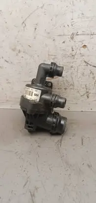 Thermostat/thermostat housing