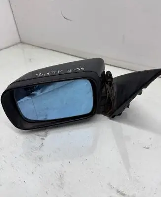 BMW 5 E39 Front door electric wing mirror 31023