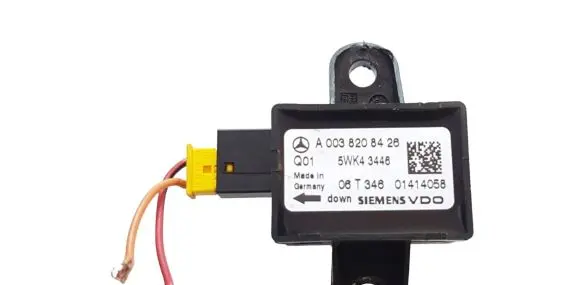 Mercedes-Benz GL X164 Airbag deployment crash/impact sensor A0038208426