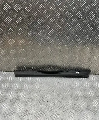 Mercedes-Benz SLK R172 Other engine bay part A1728800197