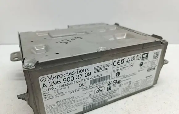 Mercedes-Benz GLC C254 Radio/CD/DVD/GPS head unit A2969003709