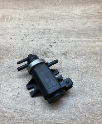 Audi A6 S6 C5 4B Vacuum valve 1H0906627
