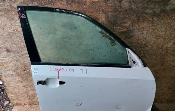Subaru Forester SH Front door