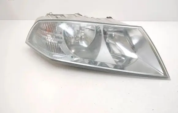 Skoda Octavia Mk2 (1Z) Headlight/headlamp