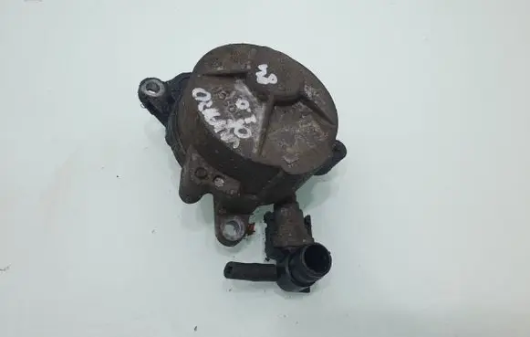 Opel Vivaro Vacuum pump