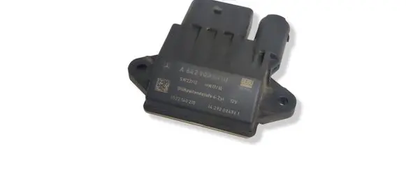 Mercedes-Benz R W251 Glow plug pre-heat relay A6429005801