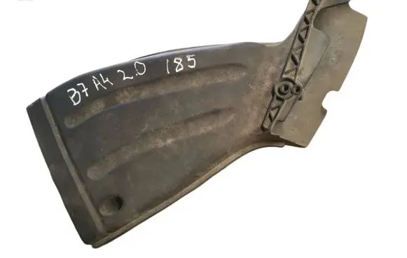 Audi A4 S4 B7 8E 8H Air intake duct part 8E0129618H