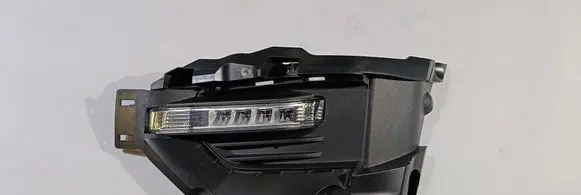 Ford Explorer VI Front fog light LB5B15A255A