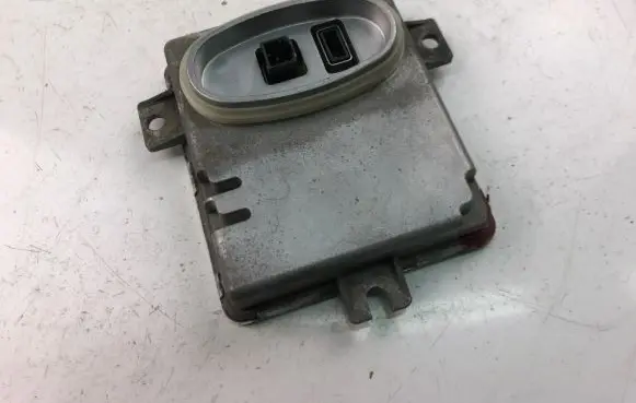BMW 3 E90 E91 Xenon control unit/module 6948180