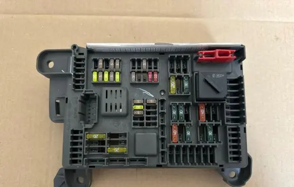 BMW X5 E70 Fuse module 518954021A 693168704